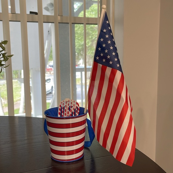 AMERICAN FLAG USA PATRIOTIC METAL TIN BUCKET NOVELTY GLASSES TOY 4TH OF JULY - Picture 5 of 11